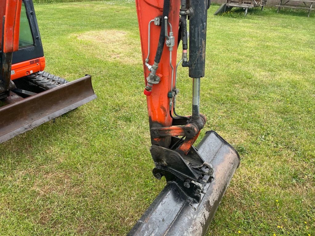 Kubota KX027-4