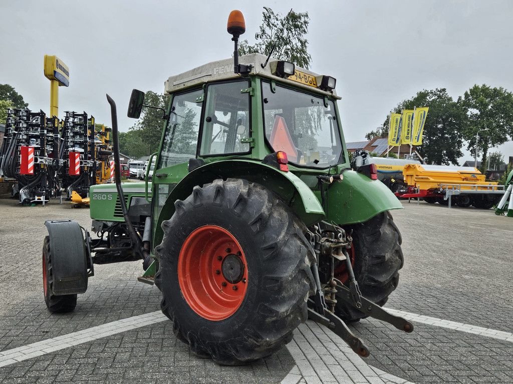 Fendt 260 S landbouwtrekker