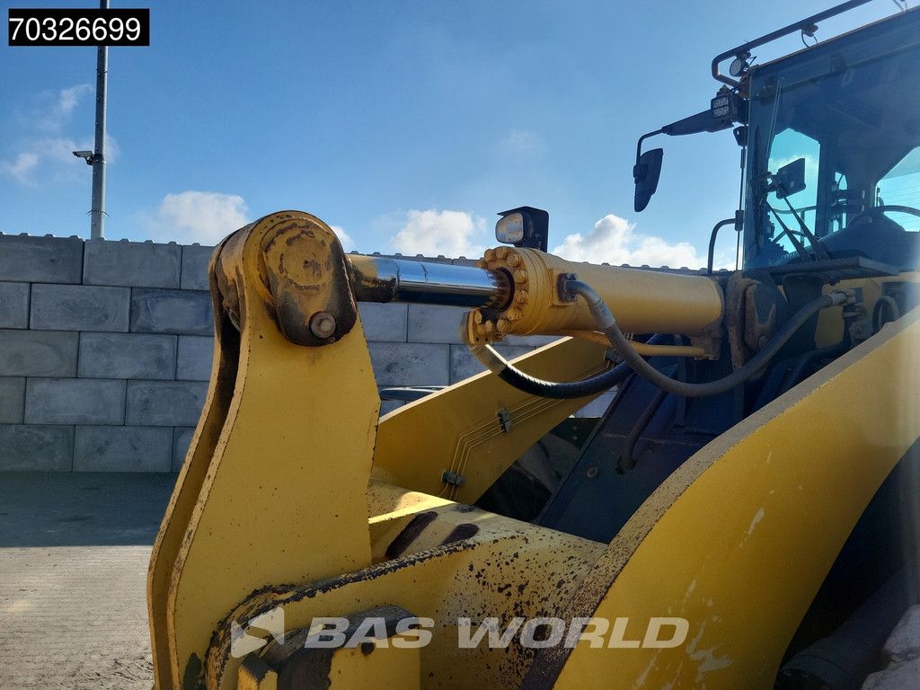 Komatsu WA470 -8E0