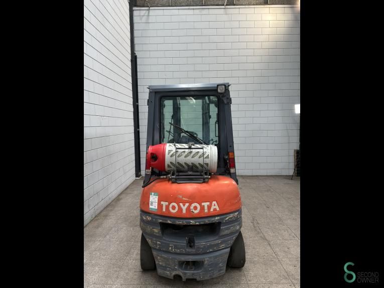 Forklifts LPG Toyota 42-6FGF25 1998