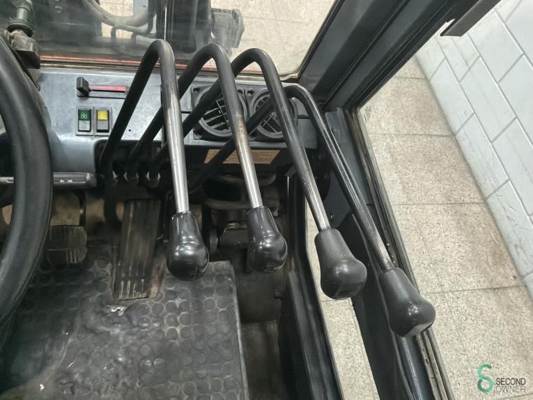 Forklifts LPG Toyota 42-6FGF25 1998