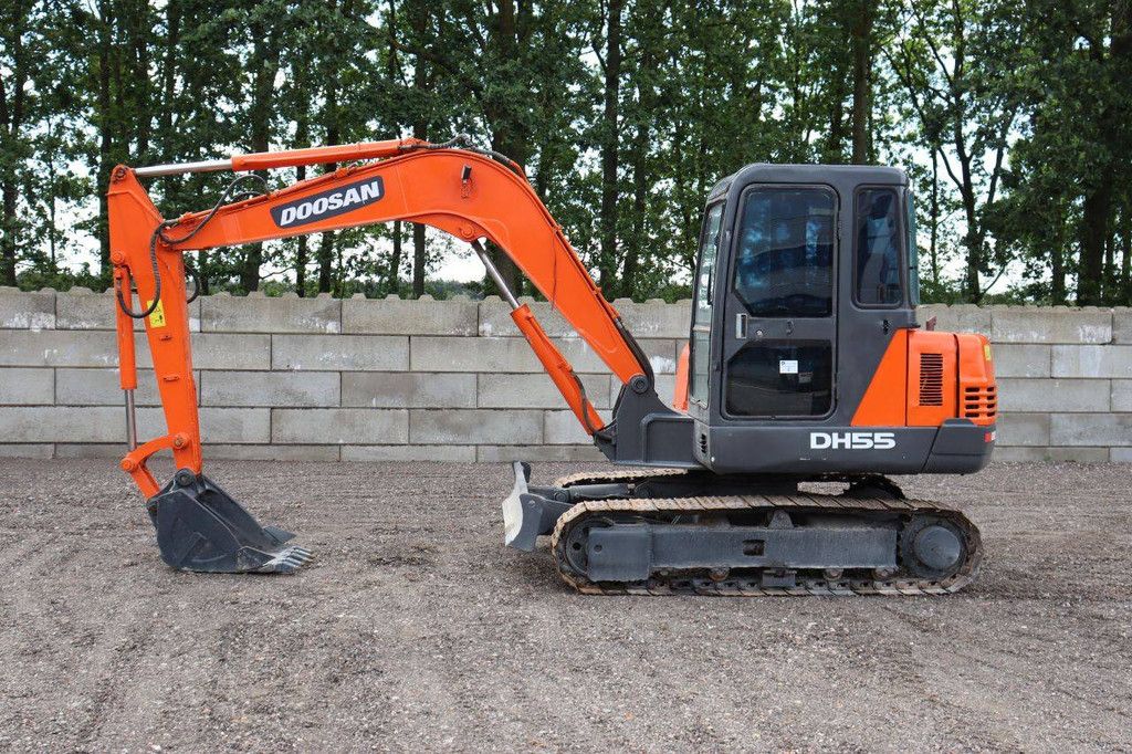 Doosan DH55-V Raupenbagger, Diesel, 40 kW, Baujahr 2010