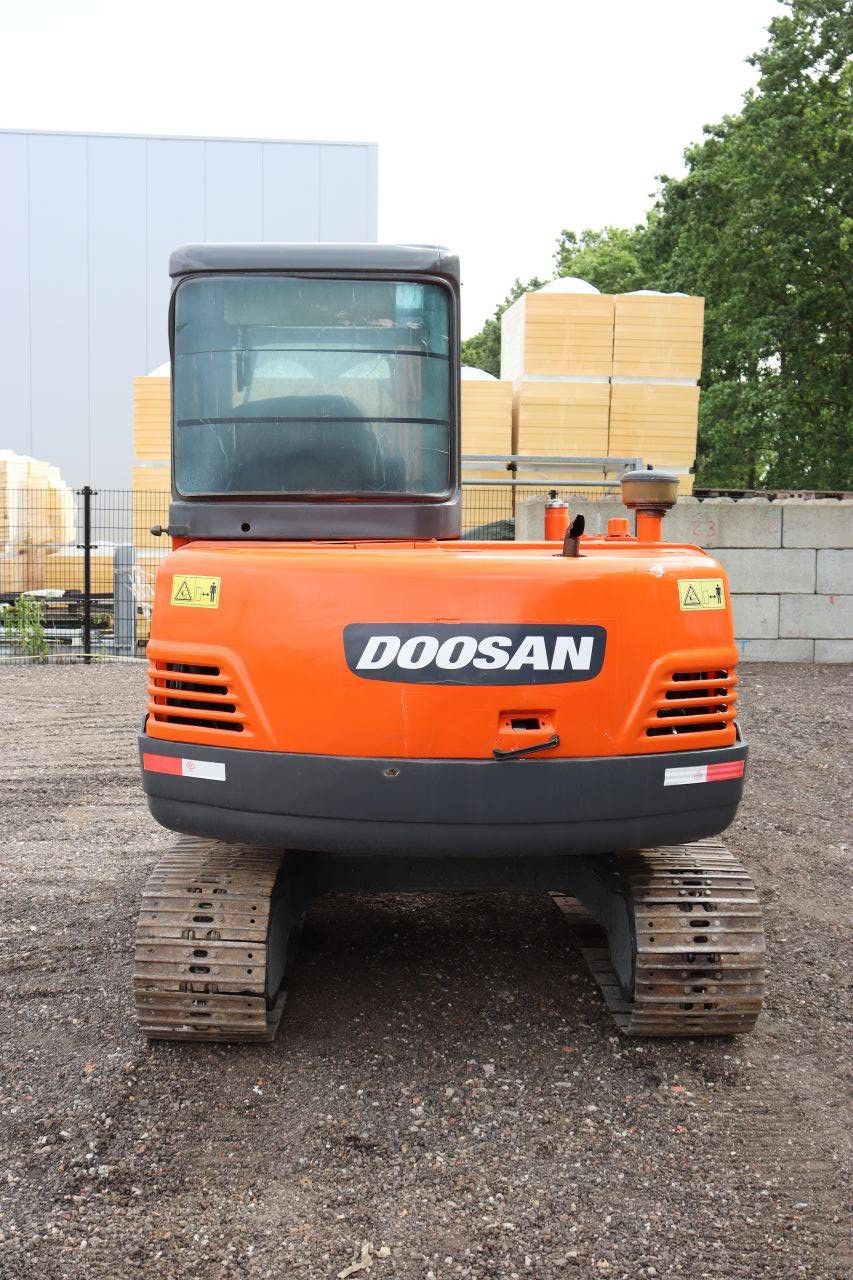 Doosan DH55-V Raupenbagger, Diesel, 40 kW, Baujahr 2010