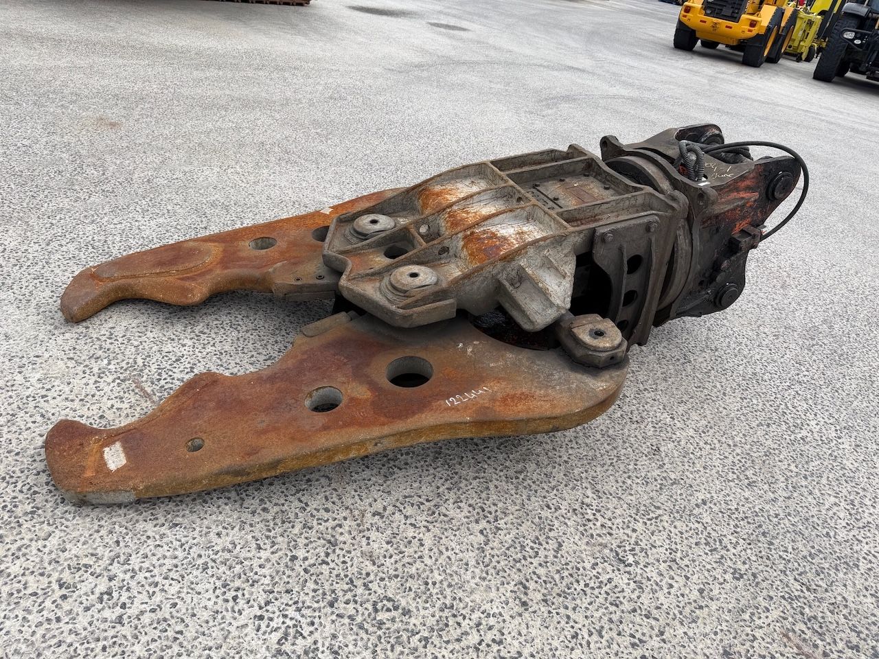 NPK S-24XCR Beton vergruizer