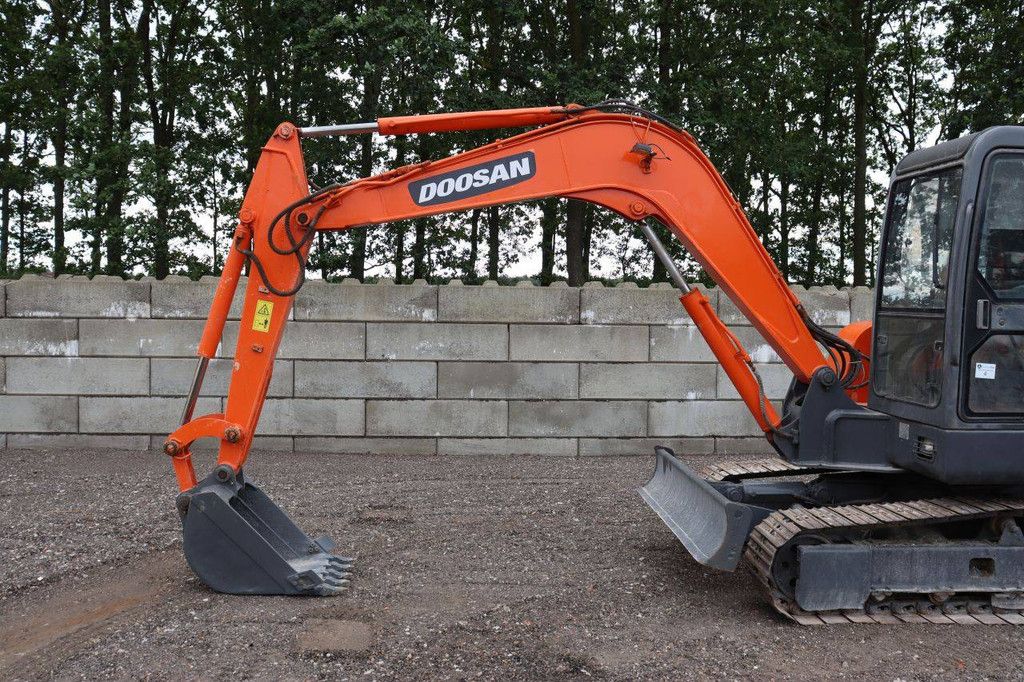 Doosan DH55-V Raupenbagger, Diesel, 40 kW, Baujahr 2010