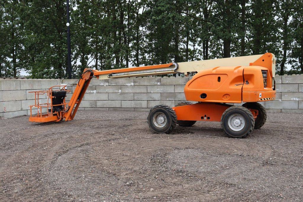 JLG 460SJ Articulated Telescopic Boom Lift Diesel 230kg 16.9m 2001