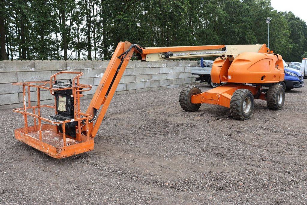 JLG 460SJ Articulated Telescopic Boom Lift Diesel 230kg 16.9m 2001