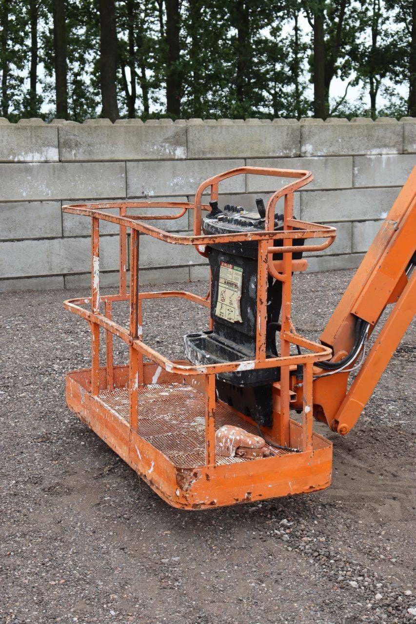 JLG 460SJ Articulated Telescopic Boom Lift Diesel 230kg 16.9m 2001