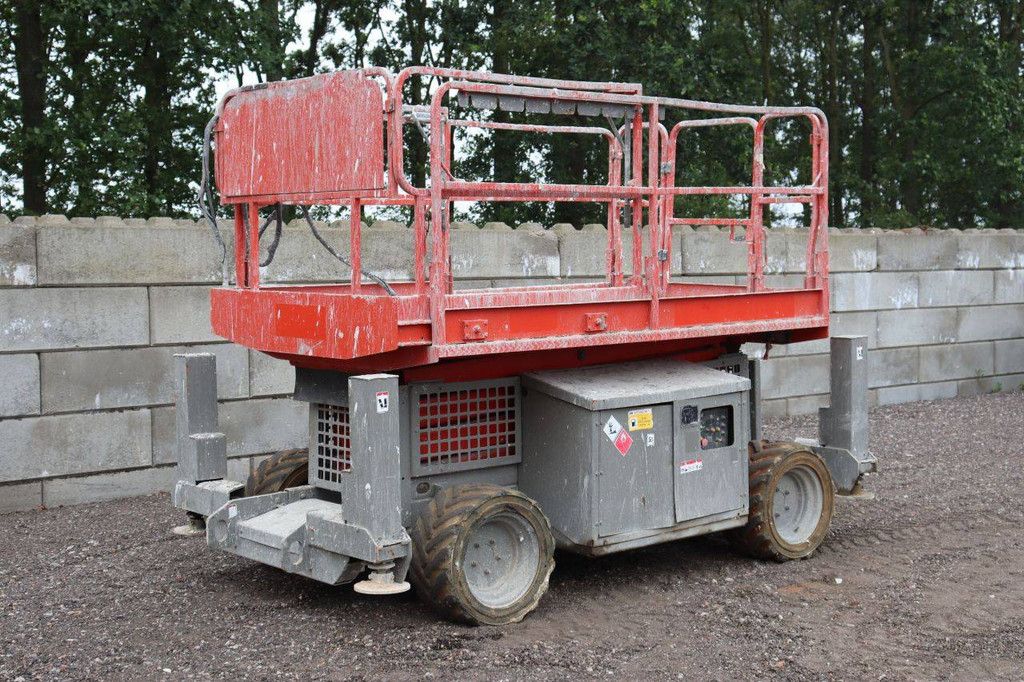 Scherenbühne JLG 260MRT Diesel 570 kg 9,92 m 2006