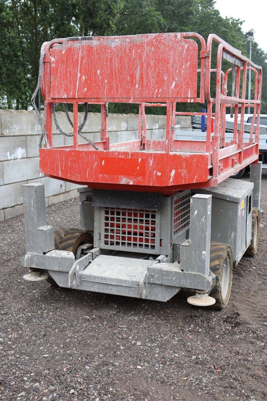 Scherenbühne JLG 260MRT Diesel 570 kg 9,92 m 2006