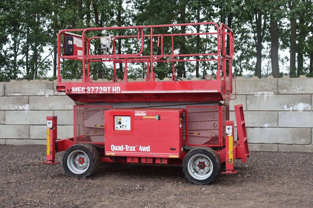 Schaarhoogwerker Mec 3772RT HD Diesel 680kg 13.3m