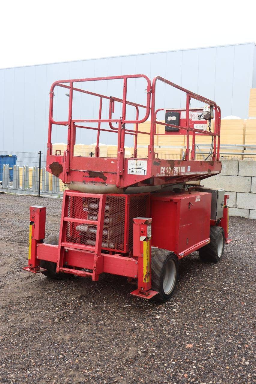 Schaarhoogwerker Mec 3772RT HD Diesel 680kg 13.3m