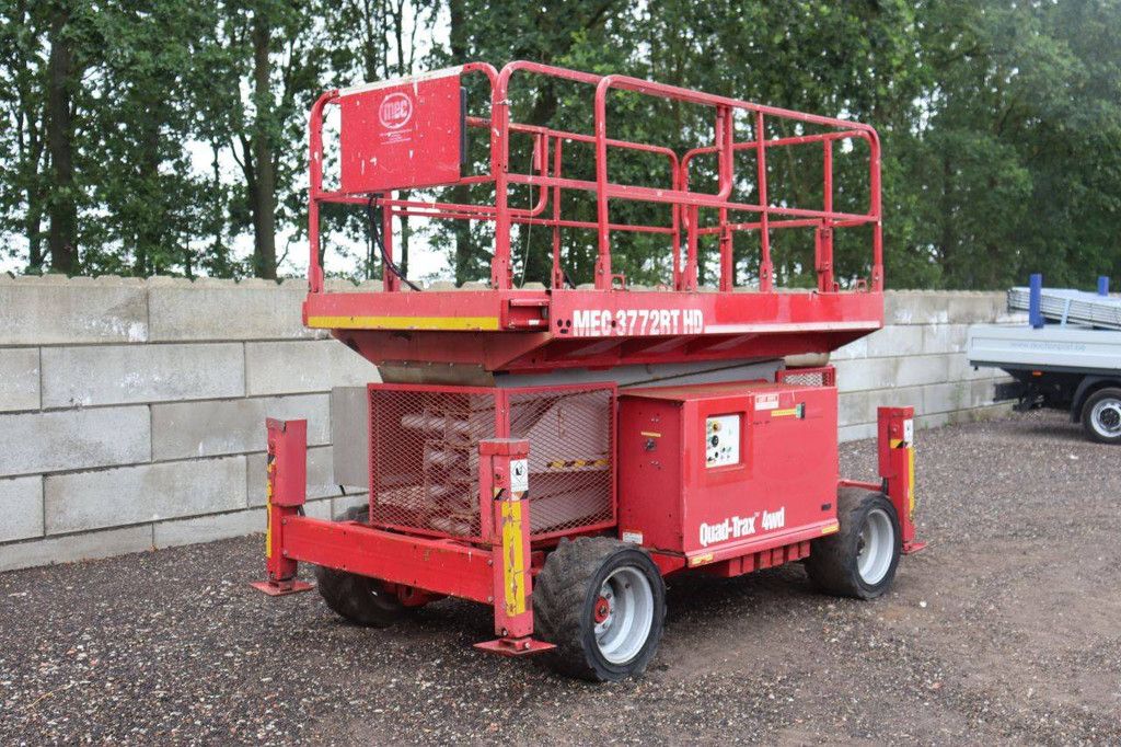 Schaarhoogwerker Mec 3772RT HD Diesel 680kg 13.3m