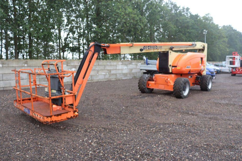 JLG 800AJ Articulated Telescopic Boom Lift Diesel 230kg 26.4m 2018