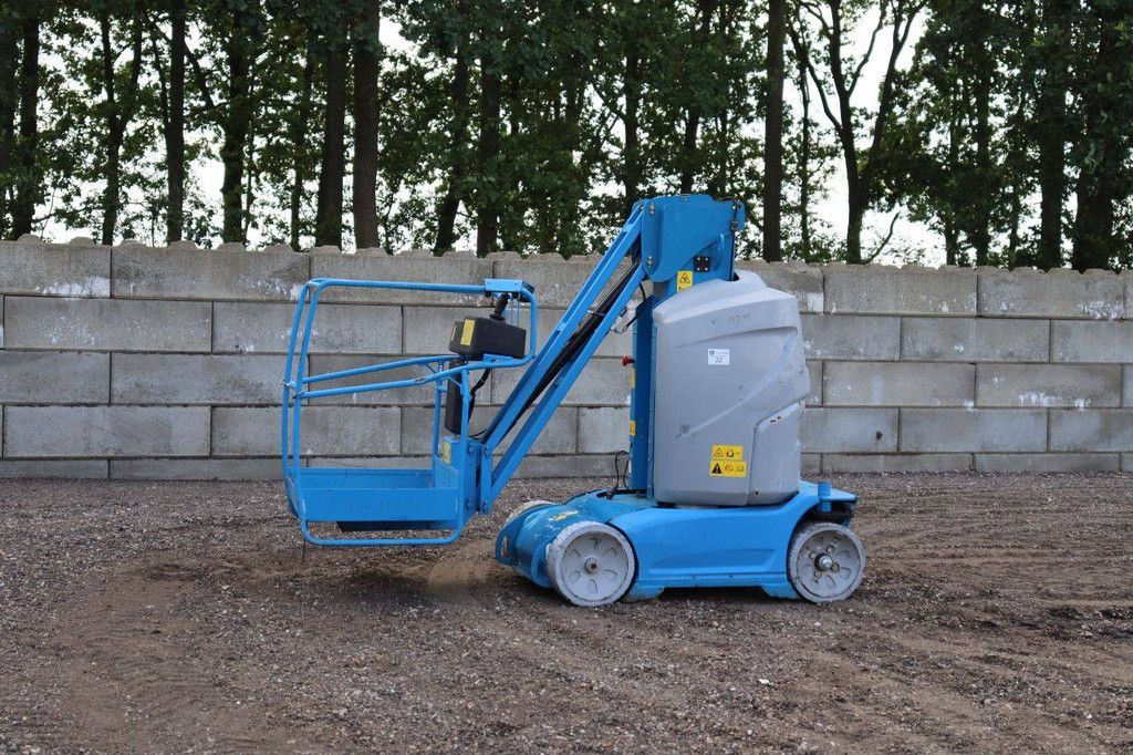 Genie GR26J Elektrischer Mastlift 200 kg 9,9 m 2015