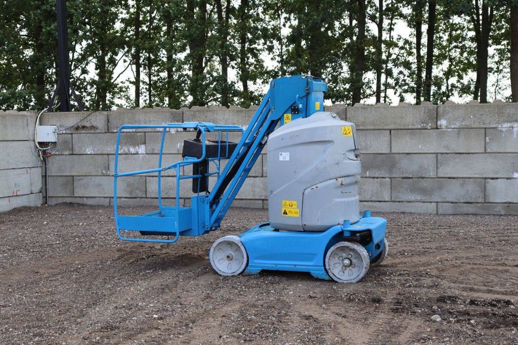 Genie GR26J Elektrischer Mastlift 200 kg 9,9 m 2015