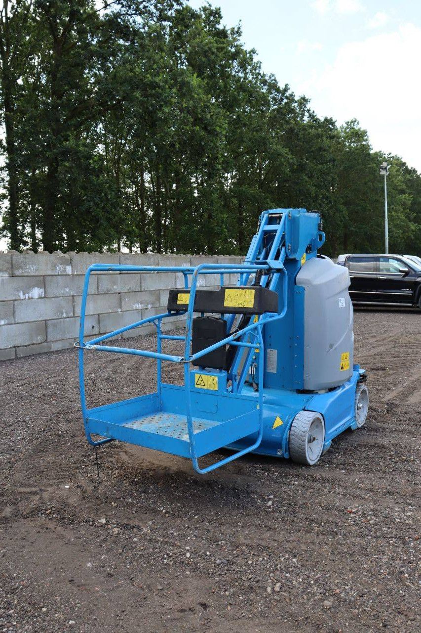 Genie GR26J Elektrischer Mastlift 200 kg 9,9 m 2015