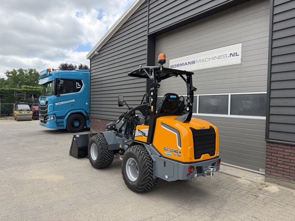 GIANT G2700 X-TRA HD+ shovel NIEUW €750 LEASE