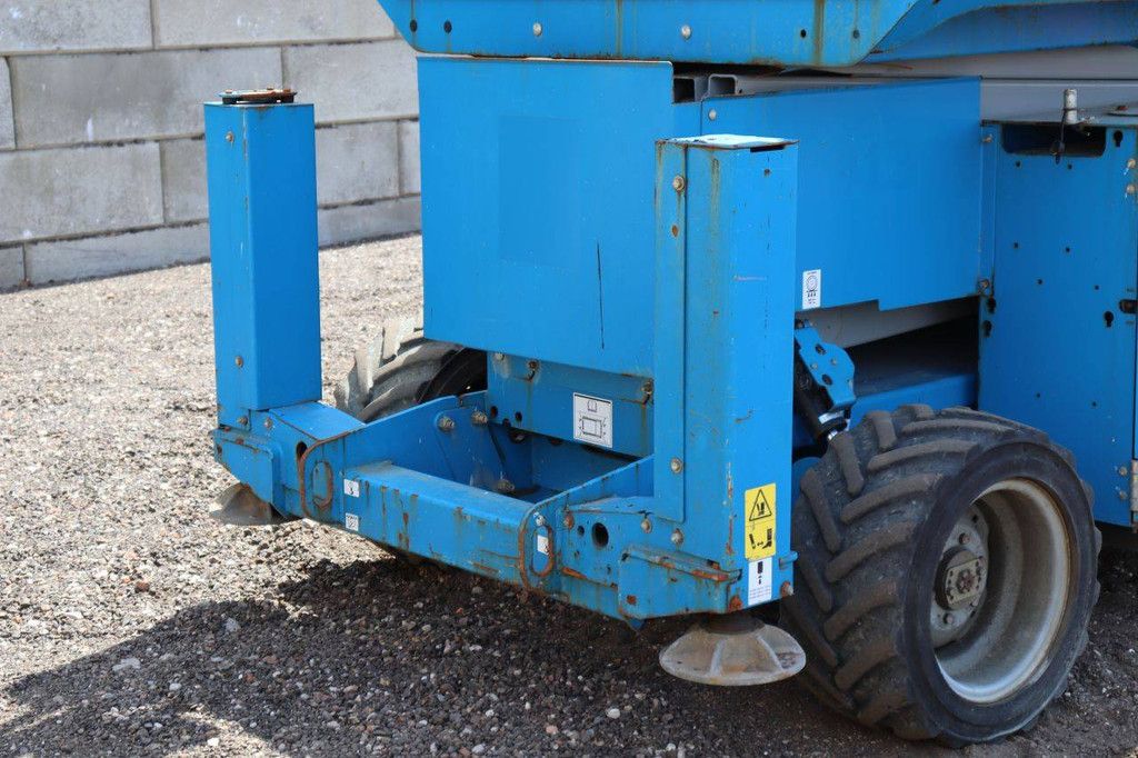 Scissor lift Genie GS3369 RT Diesel 454kg 11.96m 2013