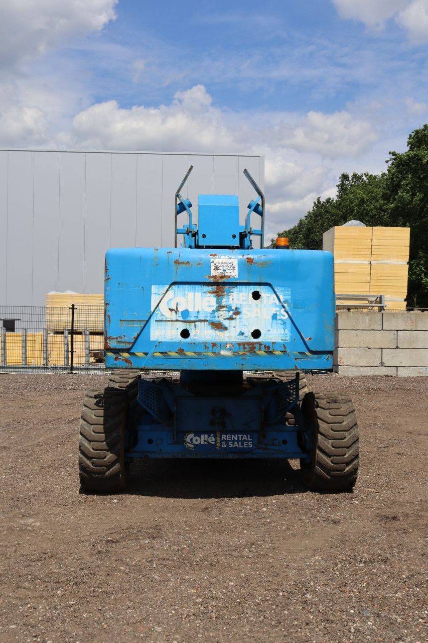 Kniktelescoophoogwerker Aichi SP21AJ Diesel 227kg 23m 2007