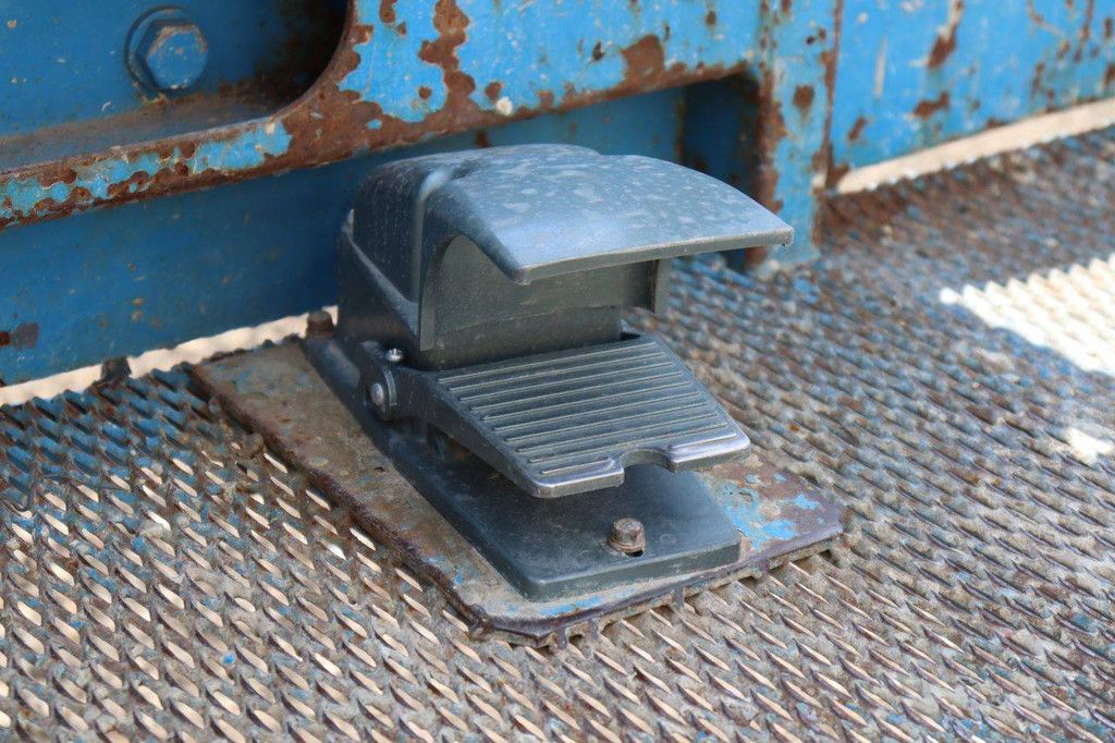 Kniktelescoophoogwerker Aichi SP21AJ Diesel 227kg 23m 2007