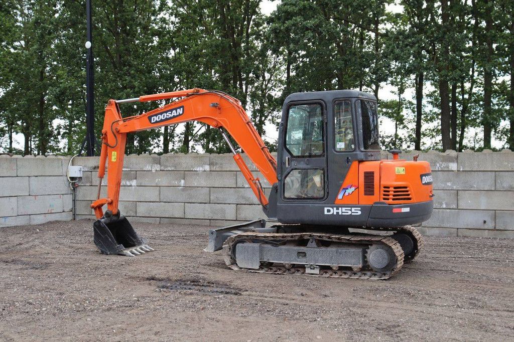 Rupsgraafmachine Doosan DH55-V Diesel