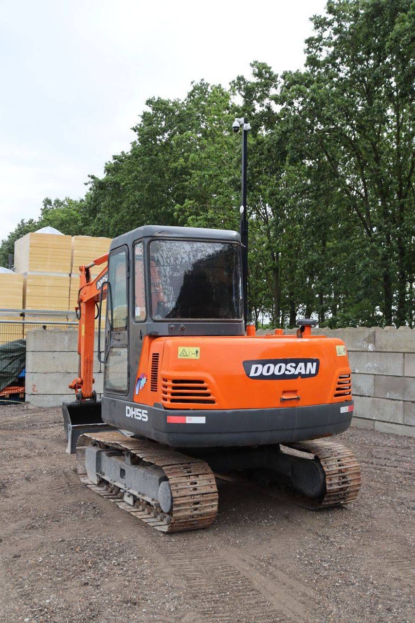 Rupsgraafmachine Doosan DH55-V Diesel