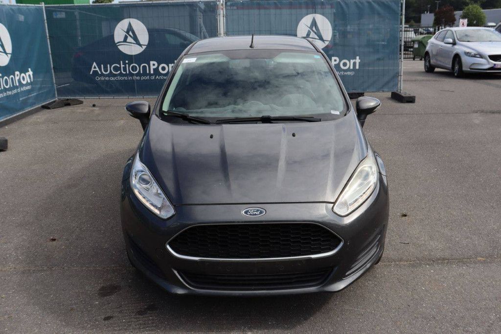 Passenger car Ford Fiesta Petrol 80hp 2016 (Margin)