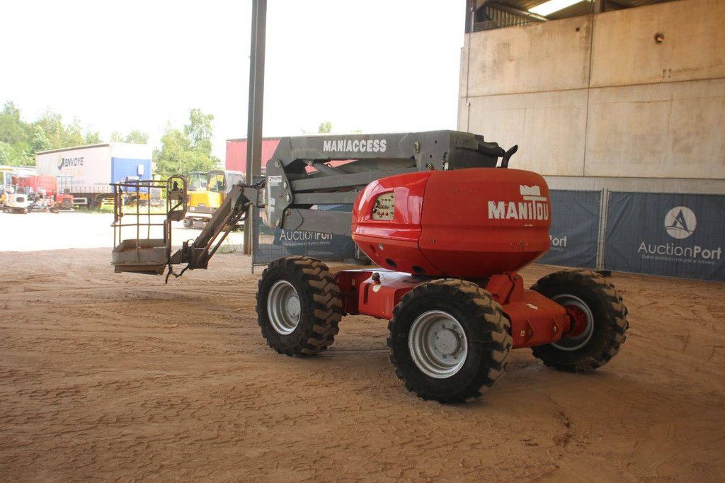 Manitou 165 ATJ Diesel Articulated Boom Lift 16.5m 2008