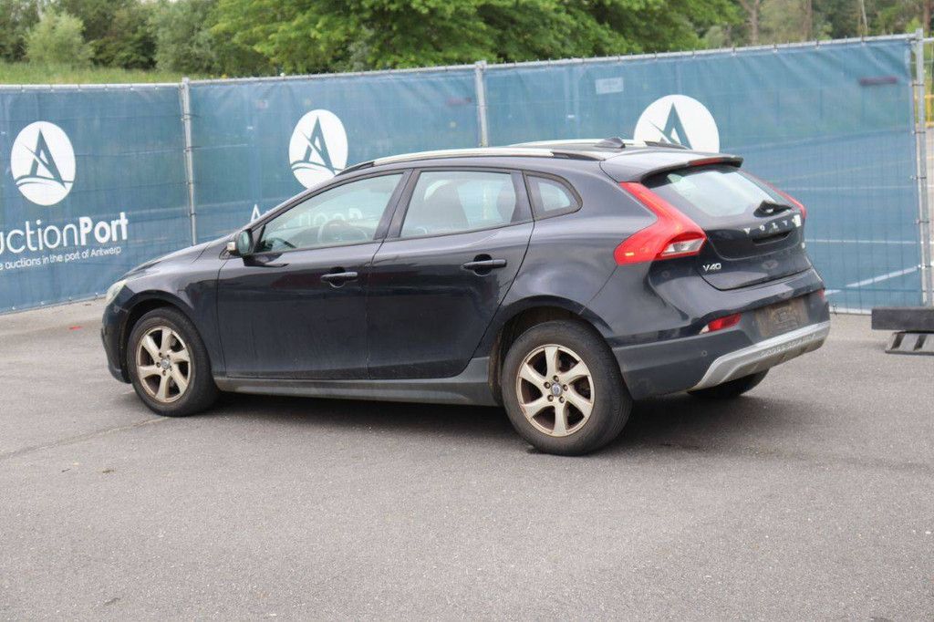 Passenger car Volvo V40 Diesel 115hp 2014 (Margin)