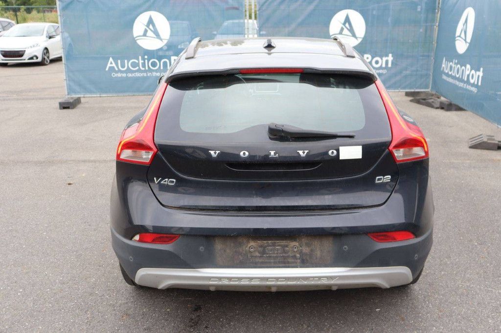 Passenger car Volvo V40 Diesel 115hp 2014 (Margin)