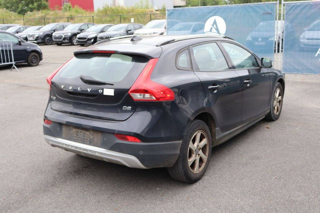 Passenger car Volvo V40 Diesel 115hp 2014 (Margin)
