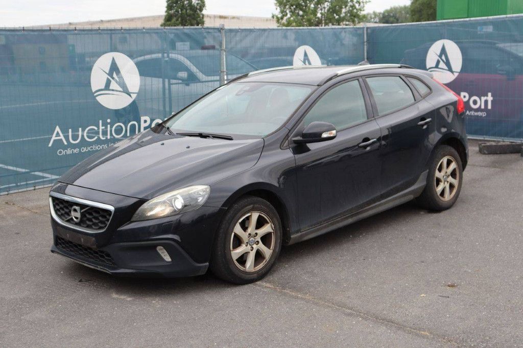 Passenger car Volvo V40 Diesel 115hp 2014 (Margin)