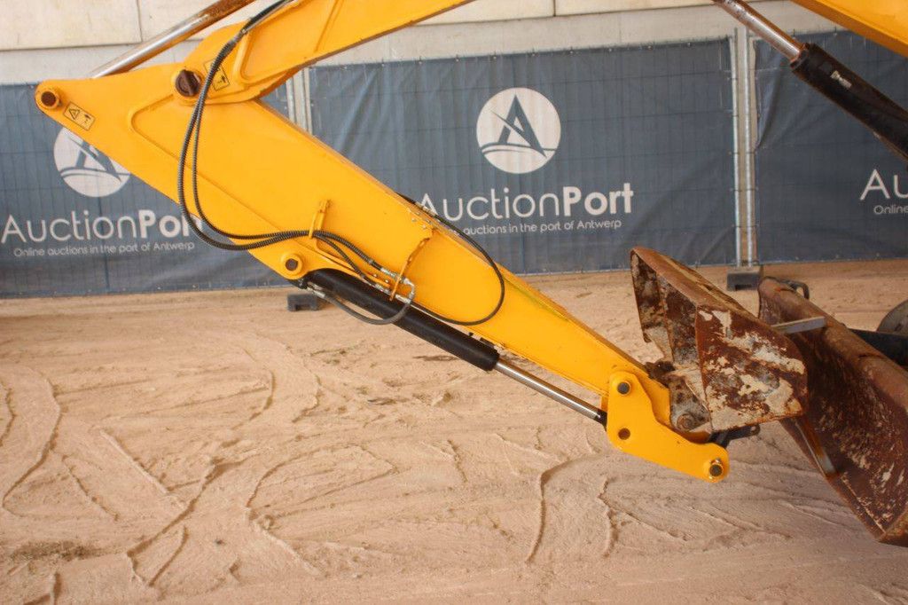 Crawler excavator JCB 86C-1 Diesel 45kW 2015