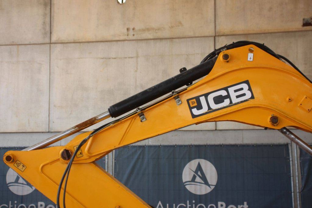 Crawler excavator JCB 86C-1 Diesel 45kW 2015