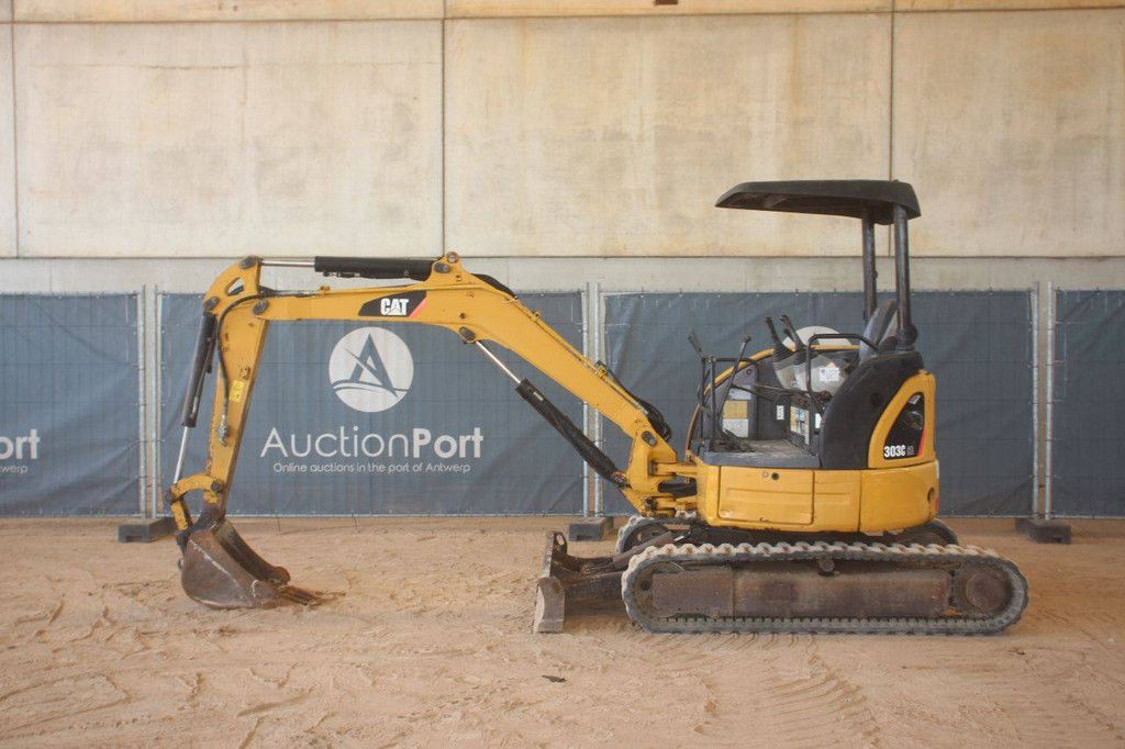 Minigraver Caterpillar 303C Diesel 18.5kW 2011