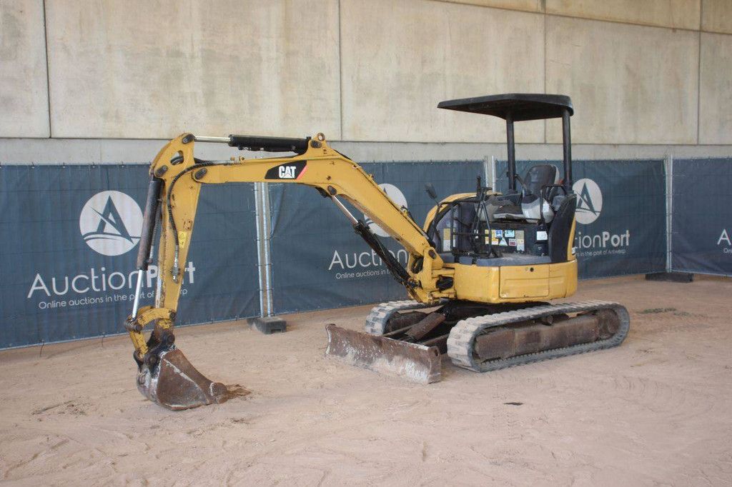 Minigraver Caterpillar 303C Diesel 18.5kW 2011
