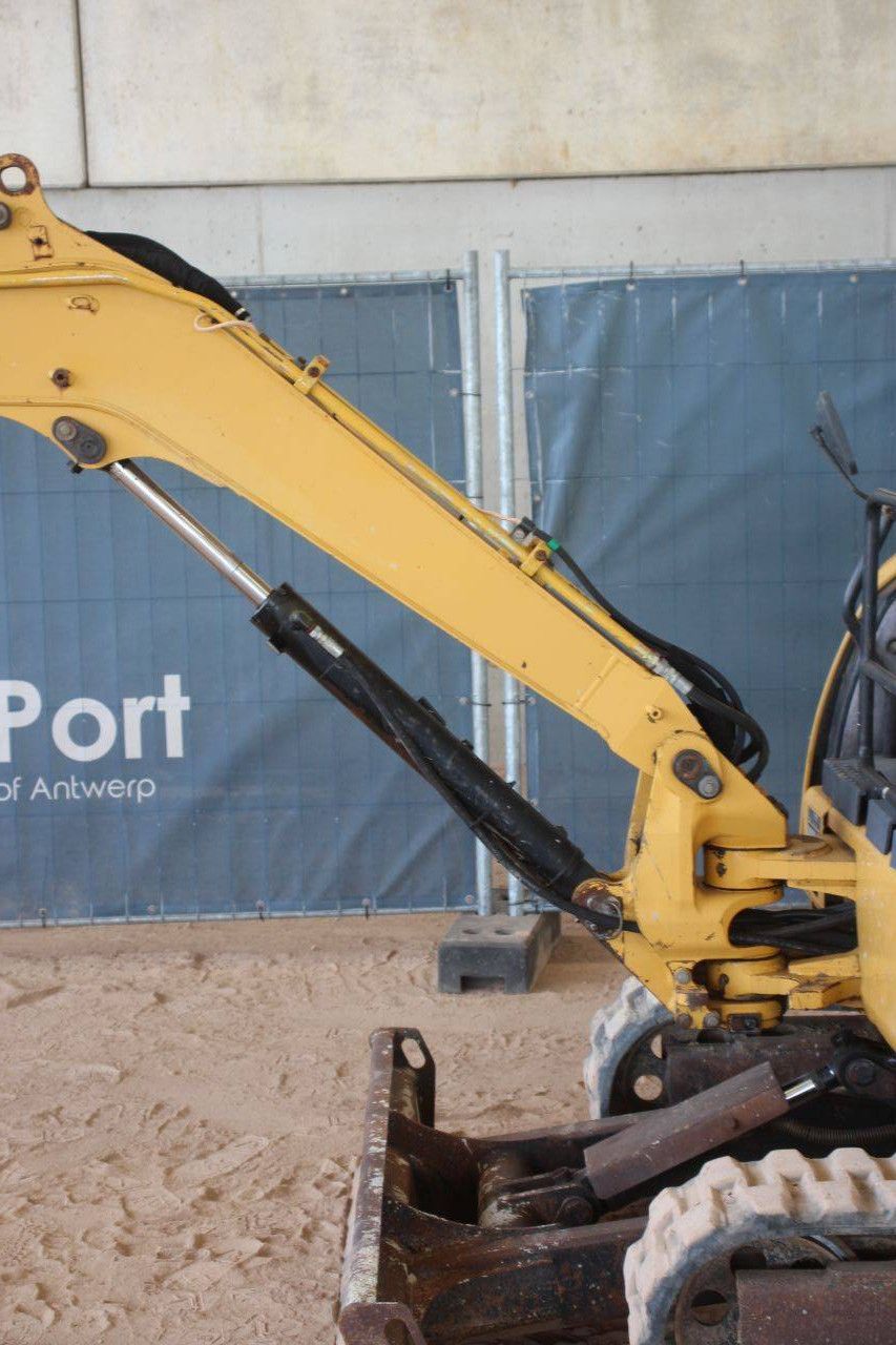 Minigraver Caterpillar 303C Diesel 18.5kW 2011