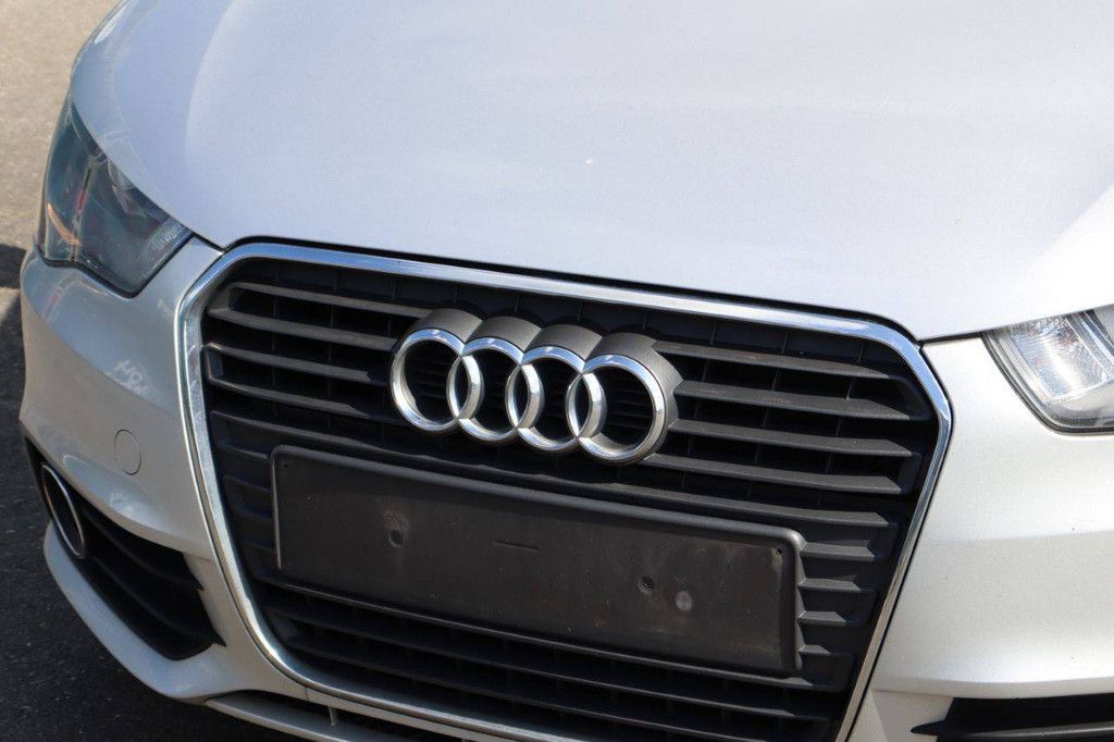 Passenger car Audi A1 Petrol 86hp 2013 (Margin)