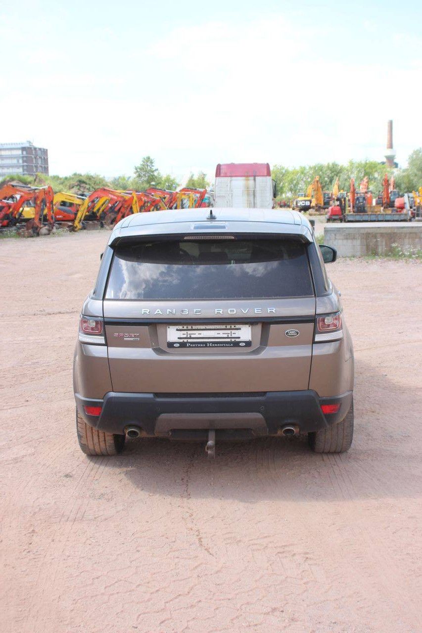 SUV Land Rover Range Rover Sport Diesel 258 PS 2016