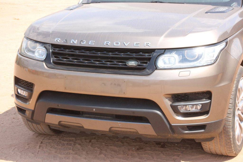 SUV Land Rover Range Rover Sport Diesel 258 PS 2016
