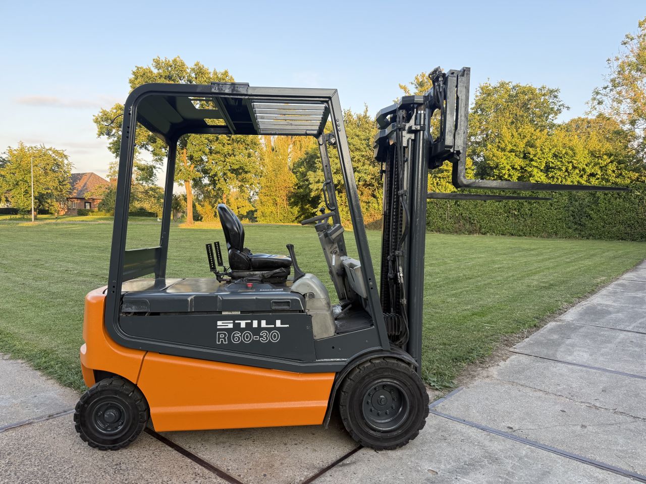 Still 3 tonner elektrische heftruck triplo freelift Sideshift