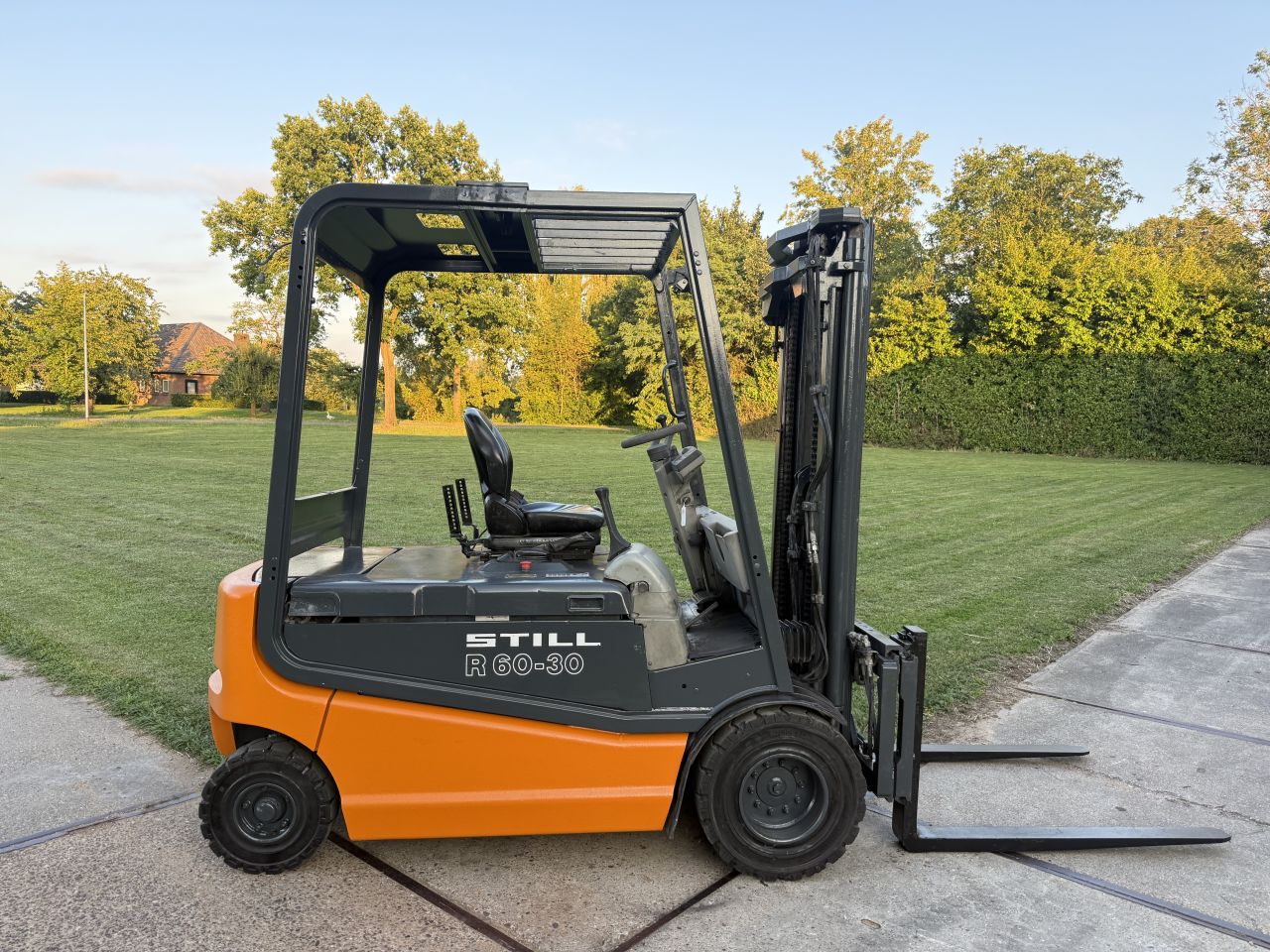 Still 3 tonner elektrische heftruck triplo freelift Sideshift