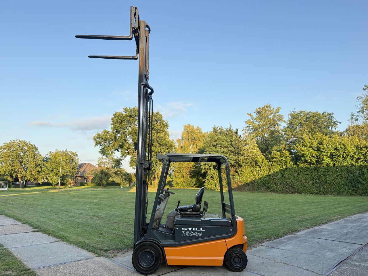 Still 3 tonner elektrische heftruck triplo freelift Sideshift