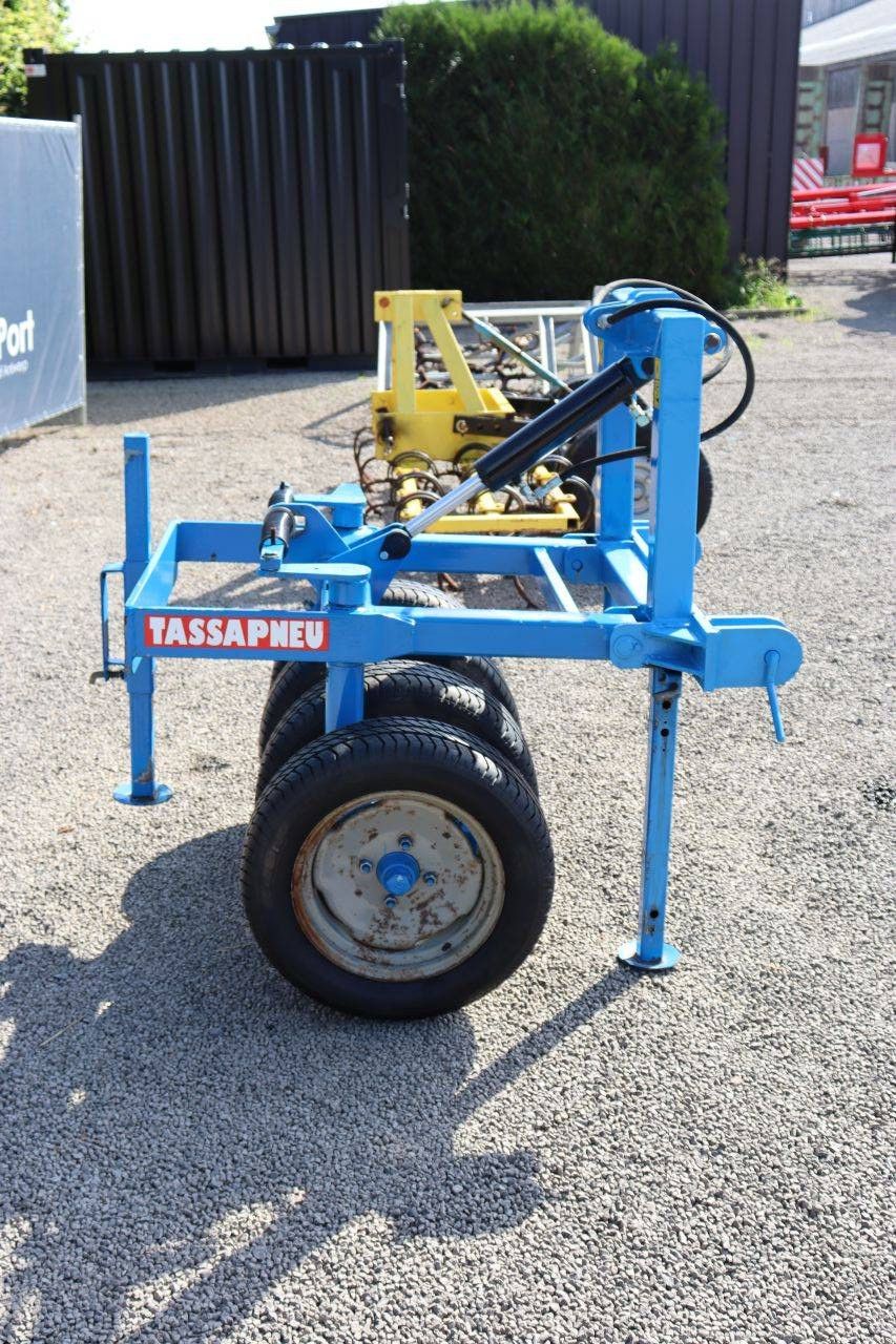 Front tire packer Carre 2008