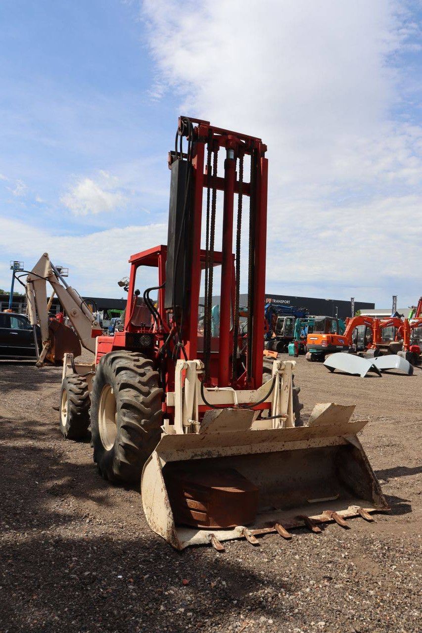 Geländestapler Manitou / Braud & Faucheux 4RM 30G Diesel 3,8 m 1979