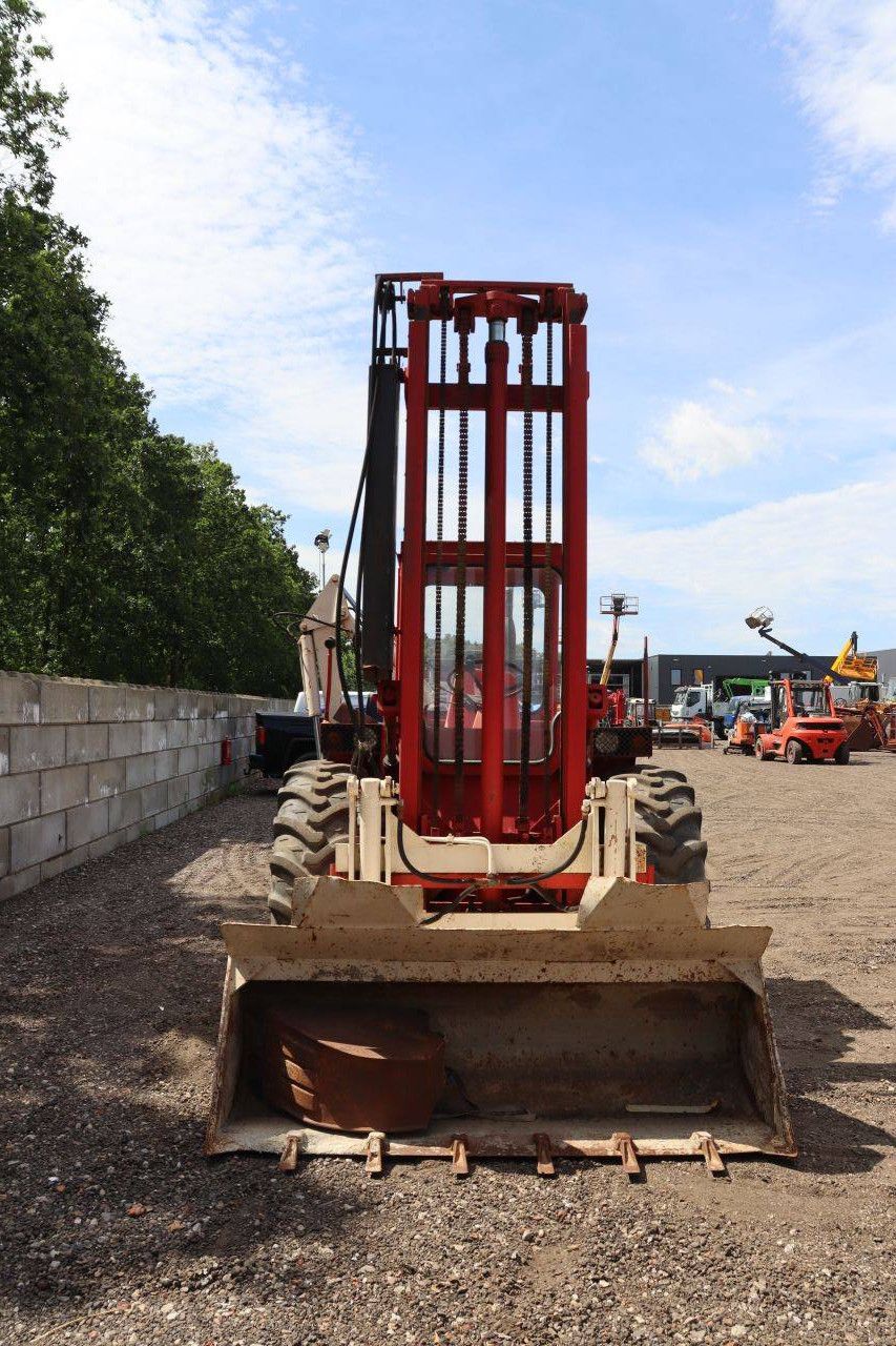 Geländestapler Manitou / Braud & Faucheux 4RM 30G Diesel 3,8 m 1979