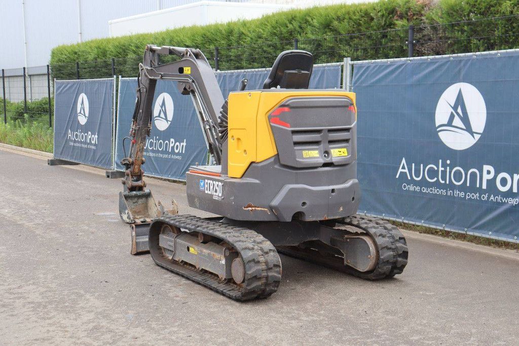 Minigraver Volvo ECR25D Diesel 14.8kW 2022
