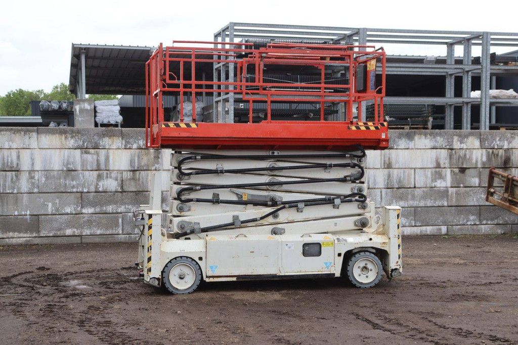 Schaarlift PB Elektrisch 2014