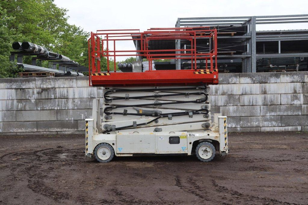Schaarlift PB Elektrisch 2014